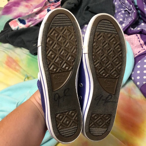 Converse - Picture 3 of 3